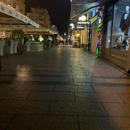Palas Central Ni Exterior foto